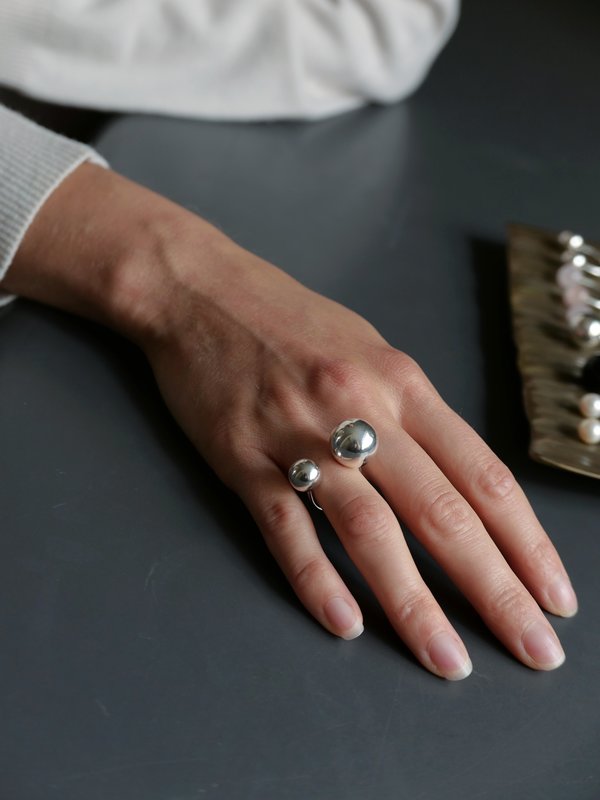 Saskia Diez SLING RING NO 2 - SILVER | Garmentory