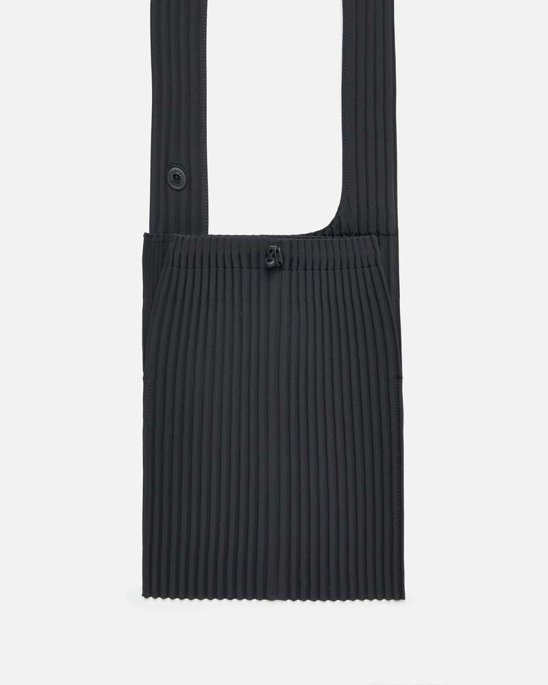 HOMME PLISSE ISSEY MIYAKE Pocket Bag - Black | Garmentory
