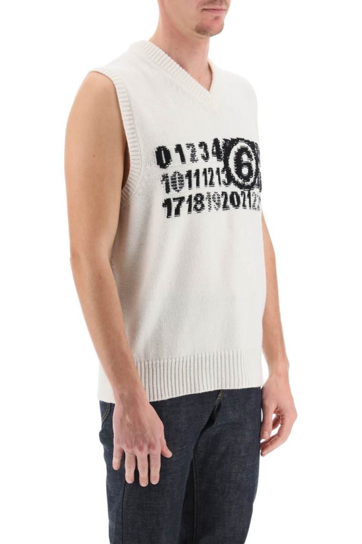 MM6 Maison Margiela vest with jacquard numeric logo - White