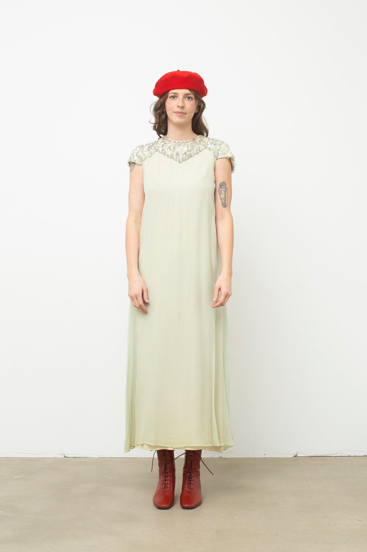 green emerald velvet dress Vintage 60s Green and White Flower Print Dress with Rounded Collar main image 0