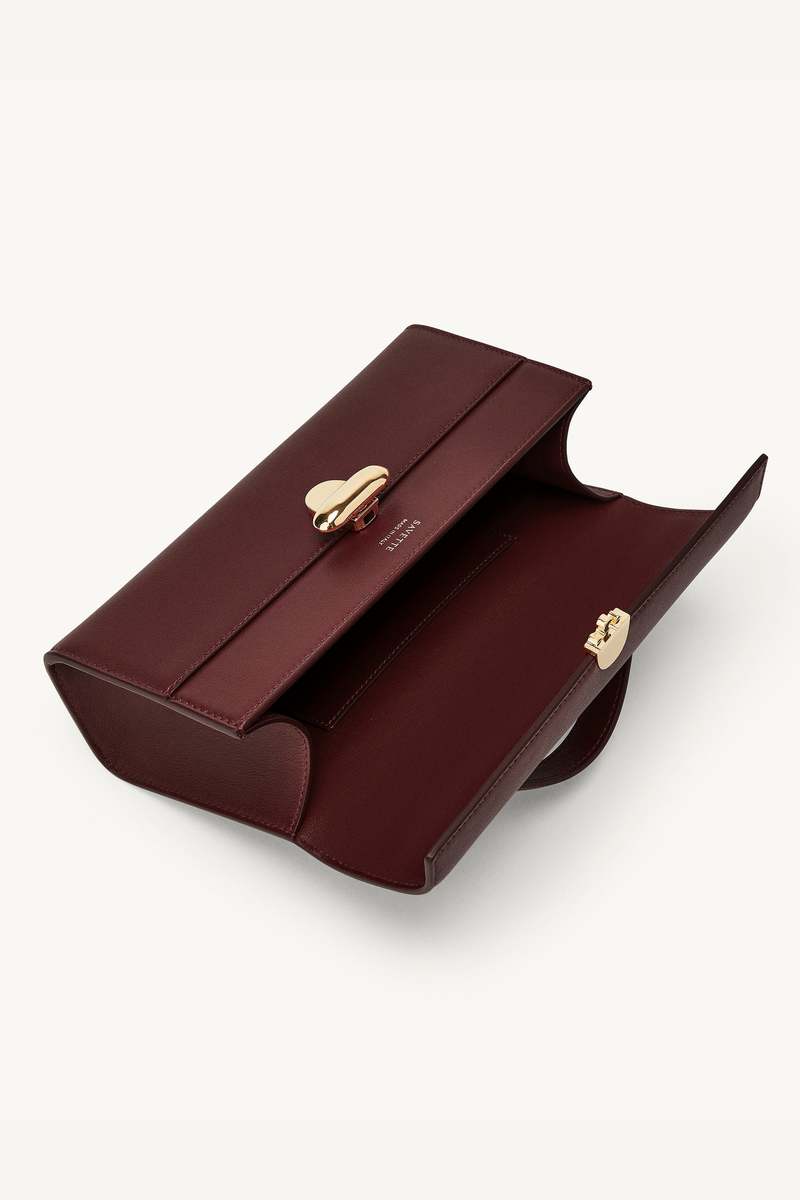 Savette Symmetry Smooth Calf Leather Pochette | Garmentory Savette Symmetry Smooth Calf Leather Pochette | Garmentory