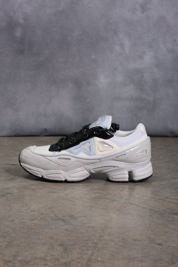 adidas gazelle silver green womens adidas by Raf Simons Ozweego III main image 1
