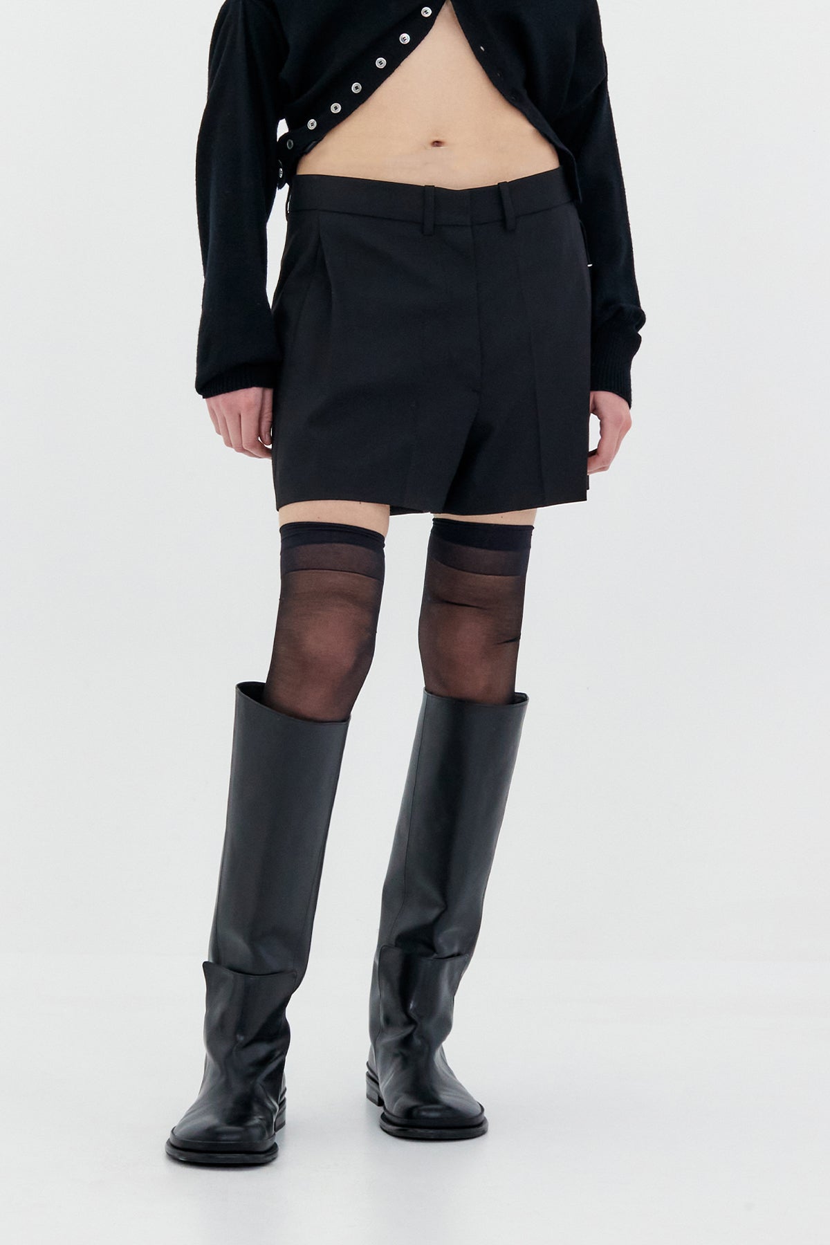 [LOW CLASSIC] / ☆ 25SS LOW WAIST SHORT TROUSER / BLACK LOW CLASSIC Low Waist Short Trouser - Black | Garmentory