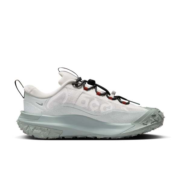 acg gore tex shoe