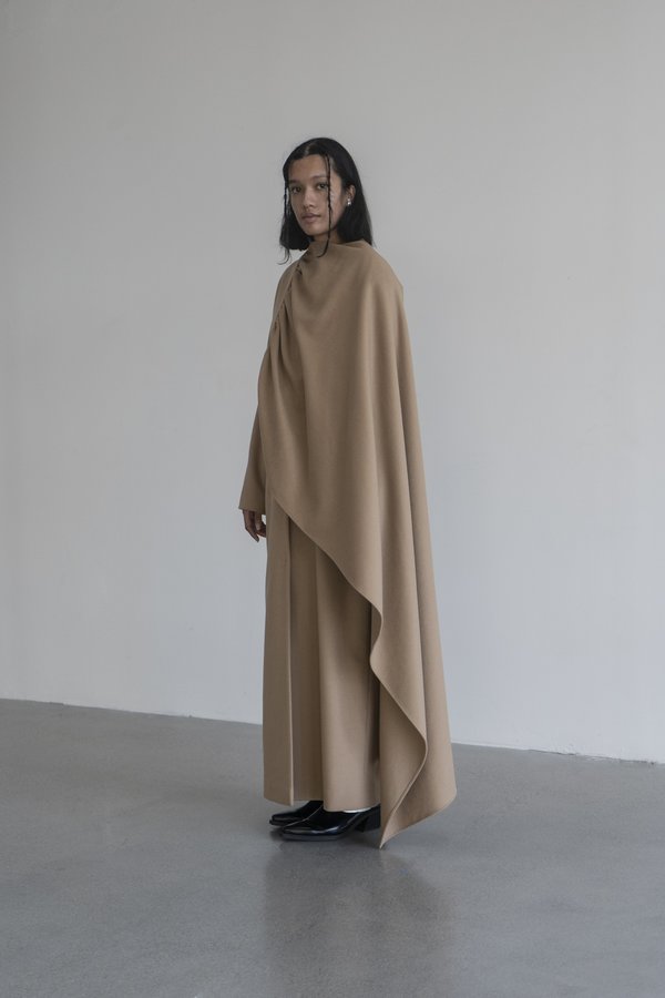 K M by L A N G E Kotsyubinsky Cashemere Coat - Camel
