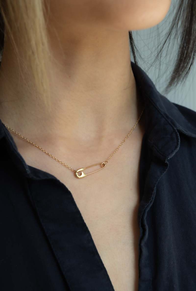 Futaba Hayashi Safety pin necklace - 14K yellow gold Futaba Hayashi Safety pin necklace - 14K yellow gold