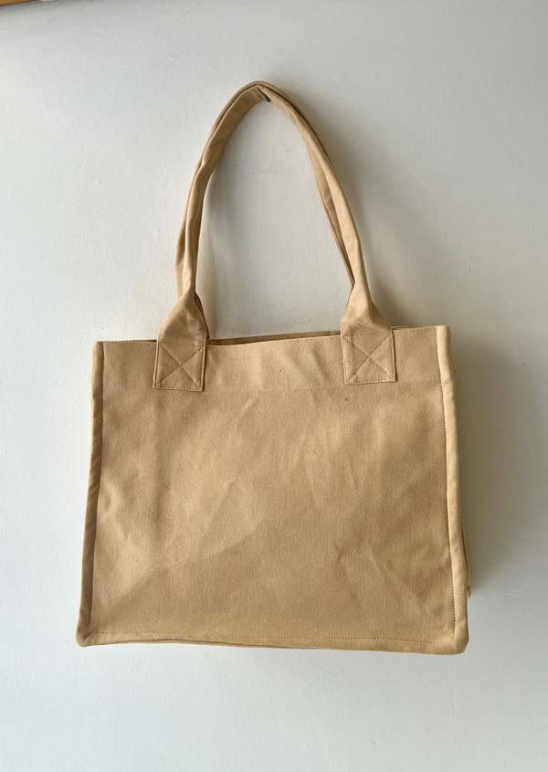 【関税込み】Easy Medium Shopper Bag - Ganni - Raffia - White Ganni Medium Raffia Tote Bag in White | Lyst