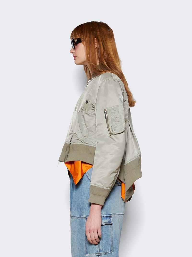 【送料&関税込】Sacai Beige Twill Blouson Jacket SACAI: NYLON TWILL BLOUSON(MENS) (D/BEIGE) | DSMG E-SHOP