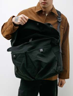 MAN-TLE R0 G2 Messenger Bag - Black Nylon | Garmentory