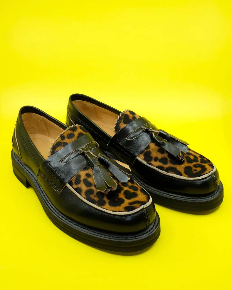 【美品】Dr.Martens ADRIAN LEO タッセル レオパードUK5 美品】Dr.Martens ADRIAN LEO タッセル レオパードUK5 - メルカリ