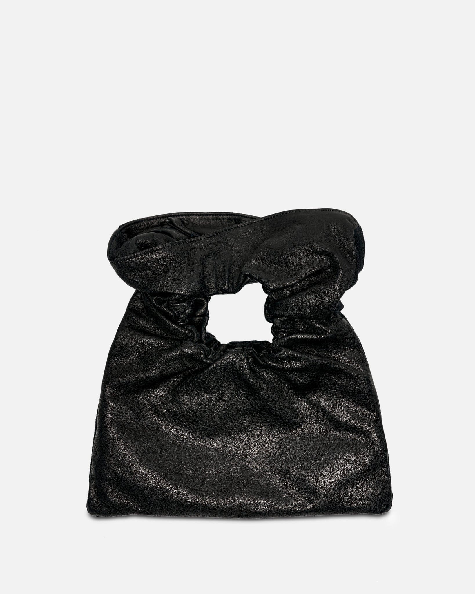 Pochette-with-Gathers-in-Black 