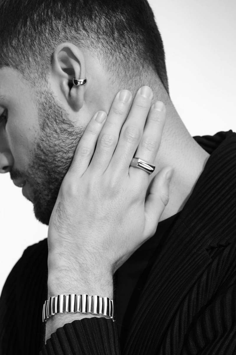 Unisex Tom Wood Crest Ring - Silver | Garmentory