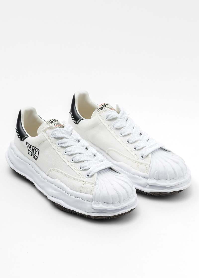 Mihara Yasuhiro White OG Sole Canvas Low Top BLAKEY LOW