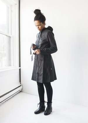 Rains Curve Jacket in Black | Garmentory