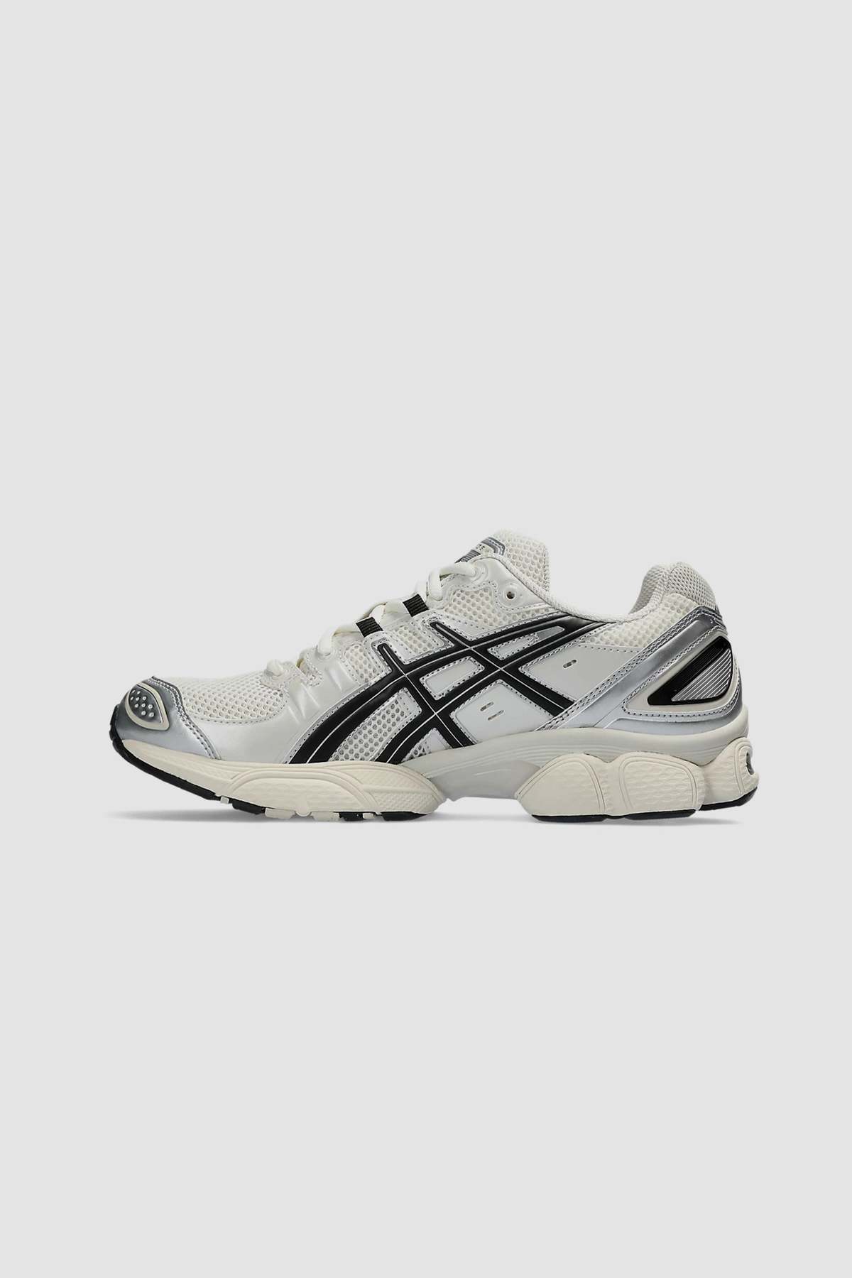 ASICS Gel-Nimbus 9 - Cream/Black | Garmentory