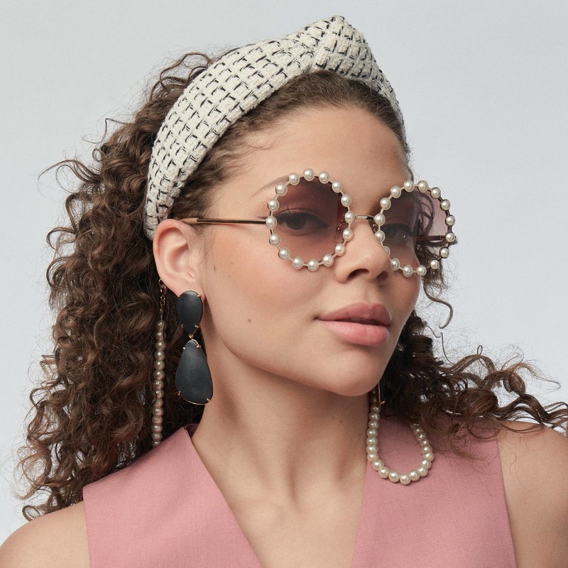 Lele Sadoughi Pearl Elton Sunglasses - Pearl | Garmentory display picture 3