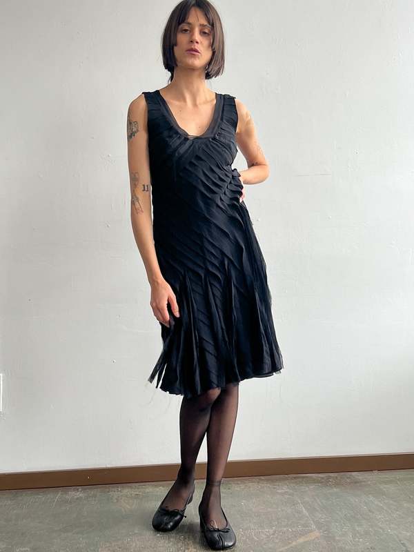 black designer wedding dresses Black Plunging Designer Lace Sleeveless Tulle Gothic Wedding Dress, White / Nude Pink