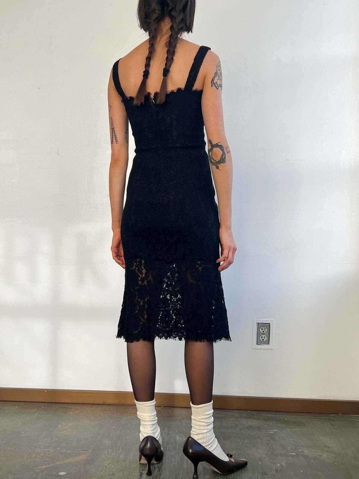 chinese dress ladies Dolce & Gabbana // Floral Lace Midi Dress – VSP Consignment main image 0