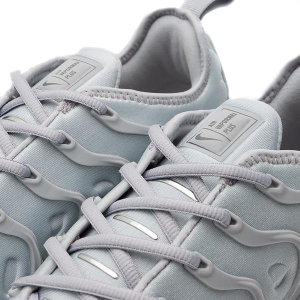 cool gray vapormax plus