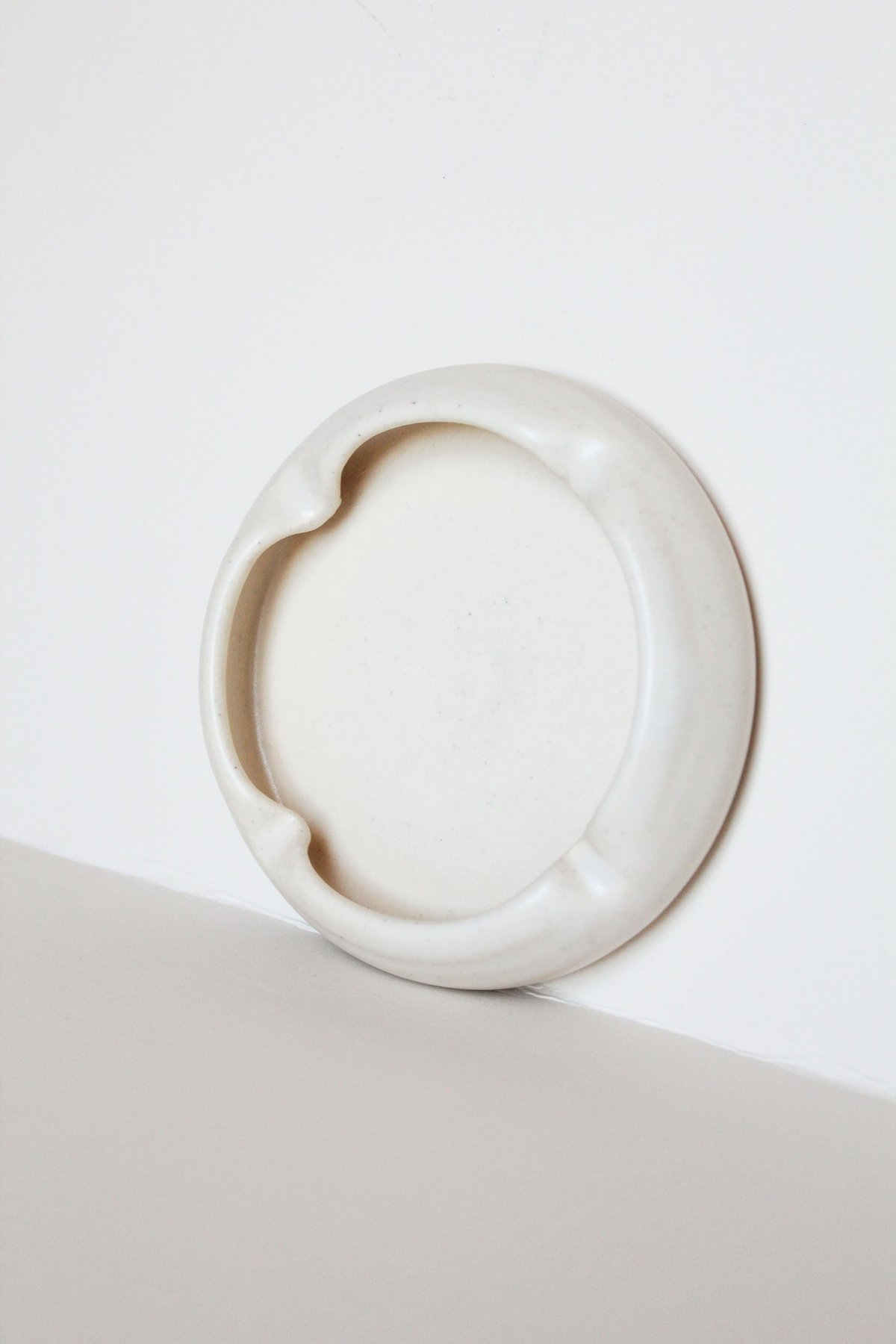 keraclay Rita Ashtray - white - Image 1 of 2