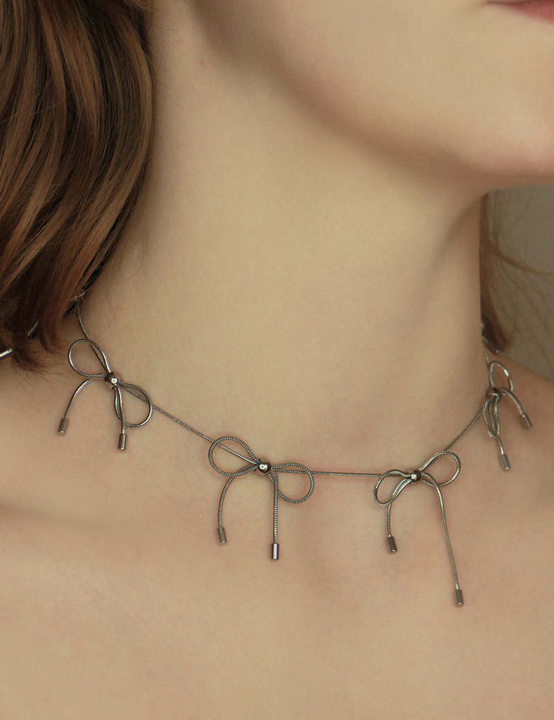 Marland Backus Bow Necklace - Silver | Garmentory