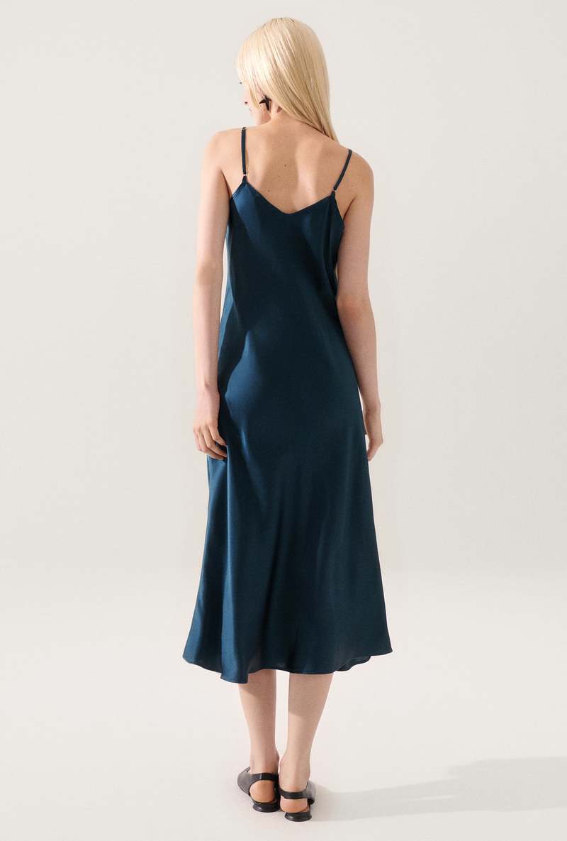 silk laundry 90s slip dress Silk Laundry | 90s Slip Dress main image 1