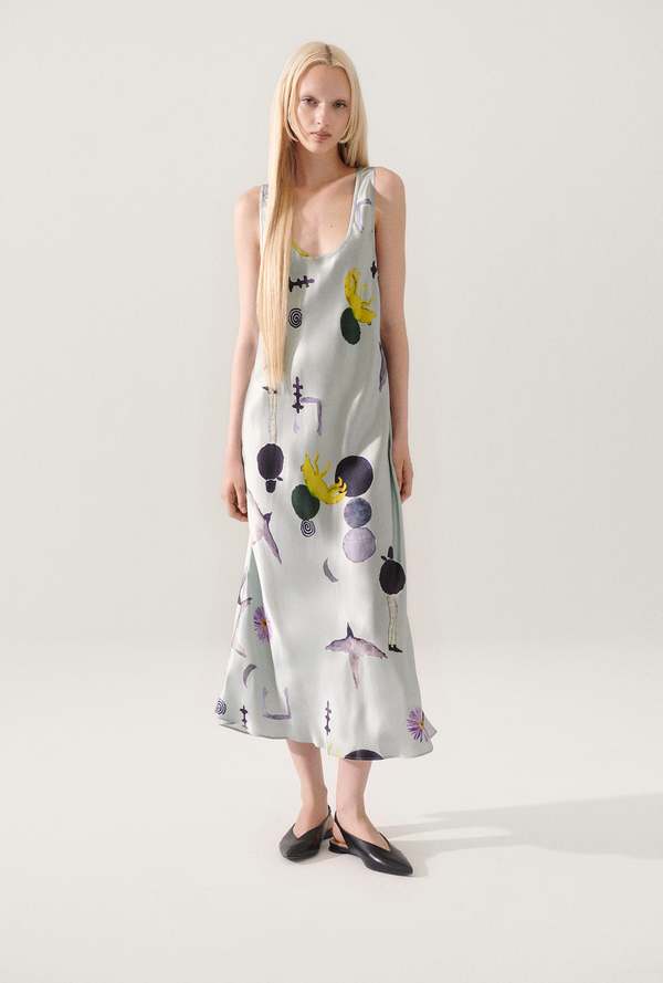 Silk Laundry SCOOP NECK DRESS - PROTECTION