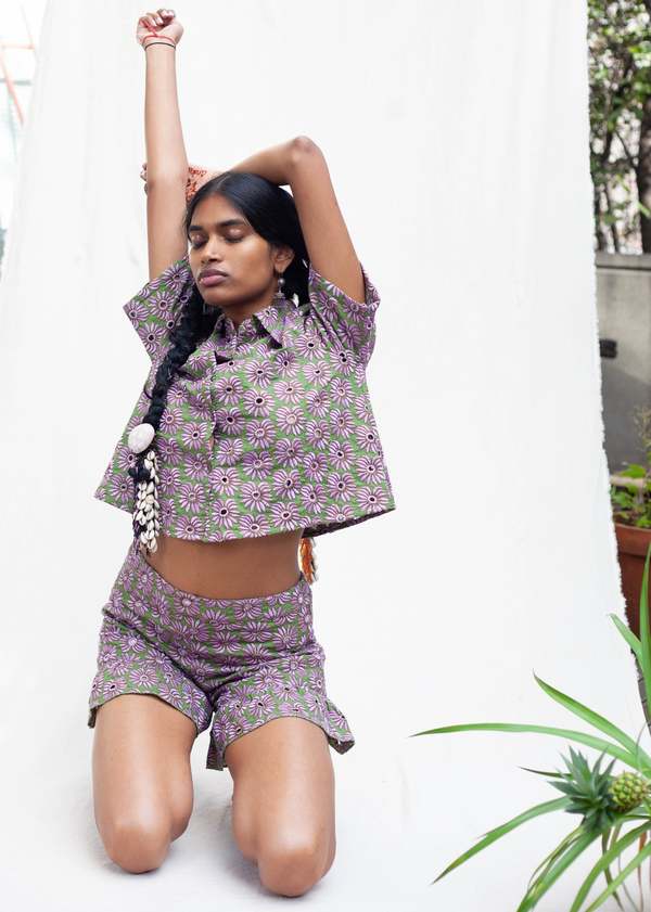 Abacaxi Banana Eyelet Ruffle Shorts - Multi Abacaxi Banana Eyelet Ruffle Shorts - Multi