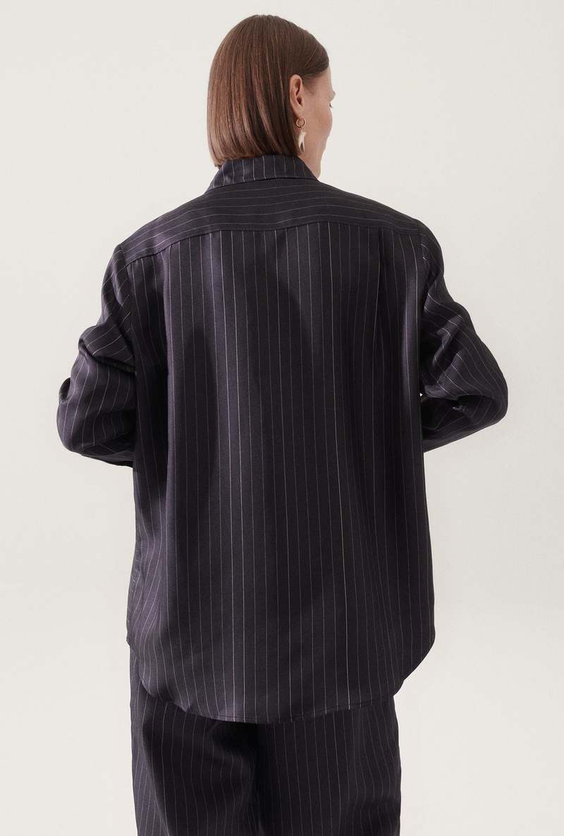 Silk Laundry Twill Boyfriend Shirt - Pinstripe Black/White