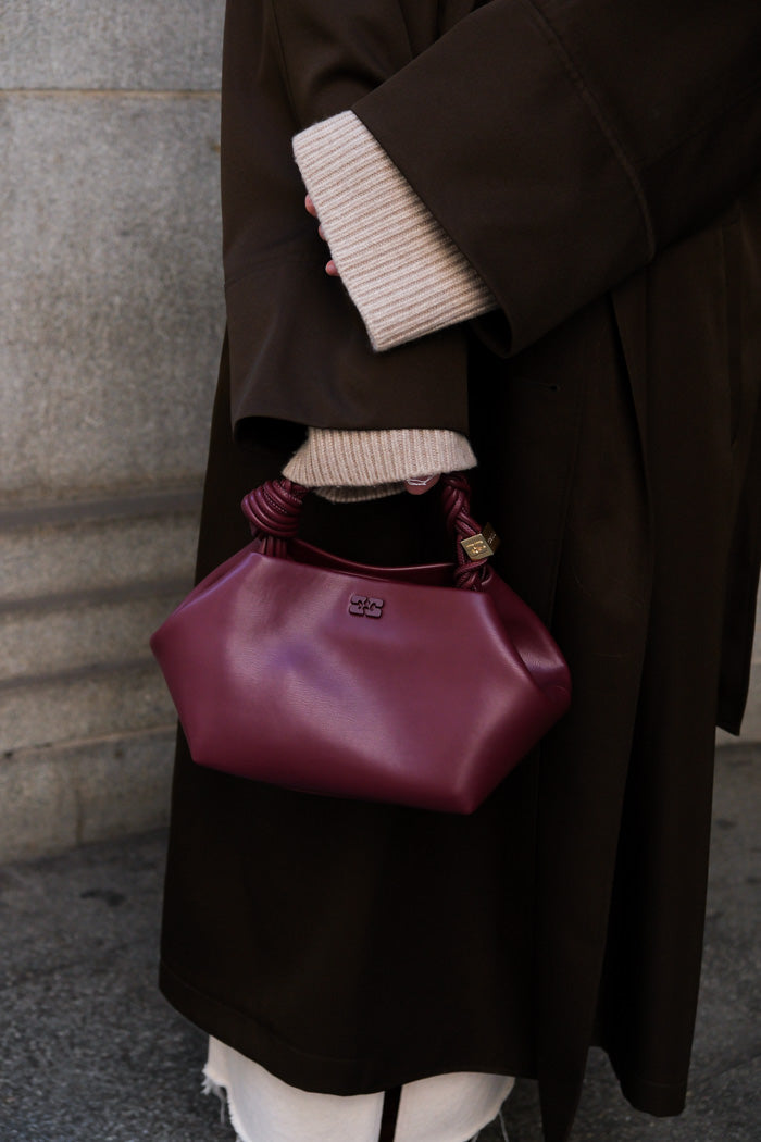 トートバッグ Ganni Bou Bucket Mini Purse - Ganni - Leather - Burgundy Burgundy Burgundy Small GANNI Bou Bag | GANNI US