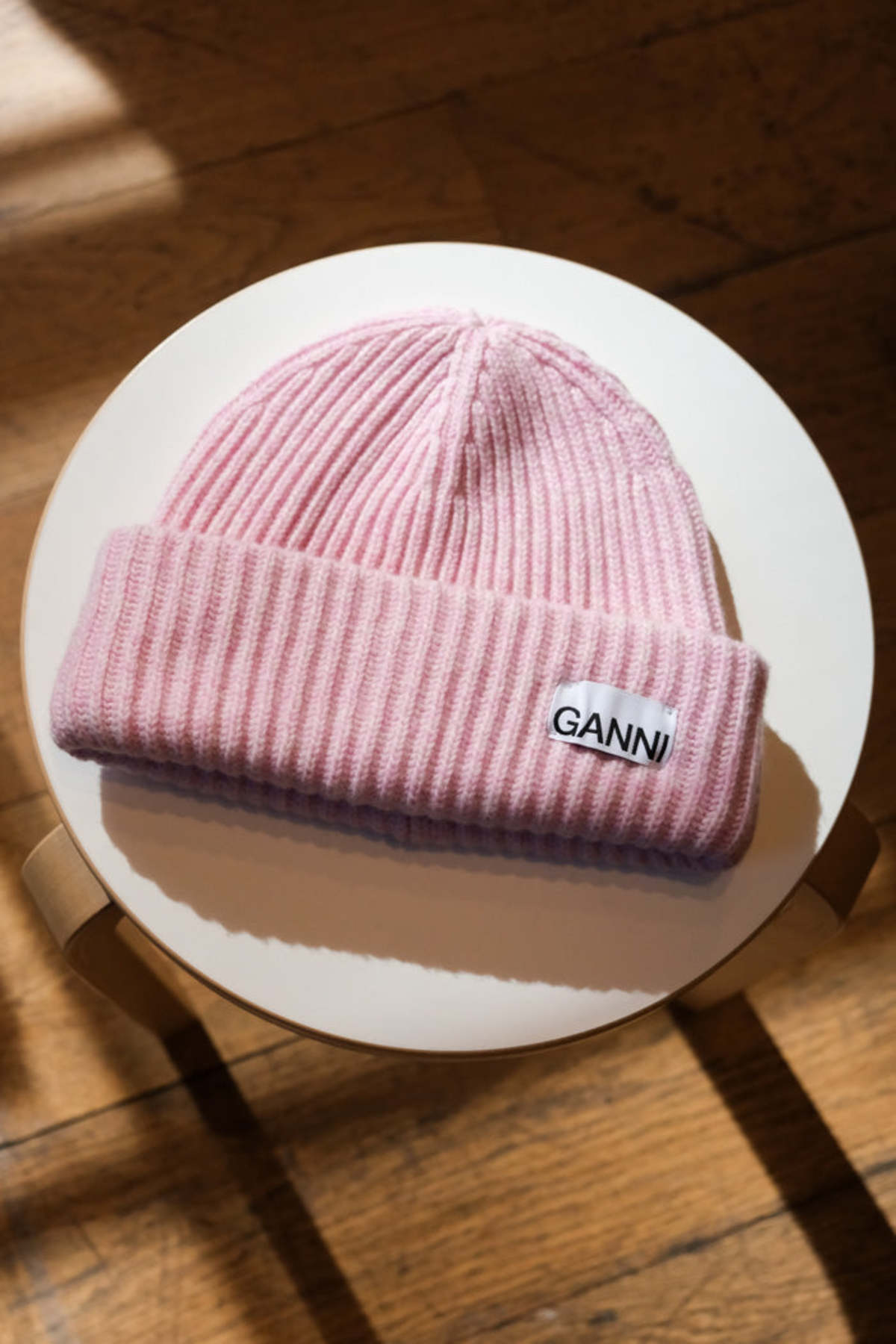GANNI ピンク ニット帽 Structured Rib Beanie GANNI ピンク ニット帽 Structured Rib Beanie