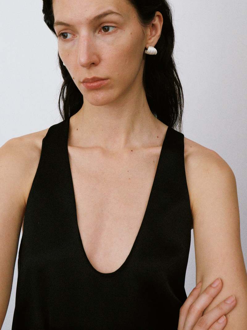 OLIO E ACETO Lined Earrings - Matte White