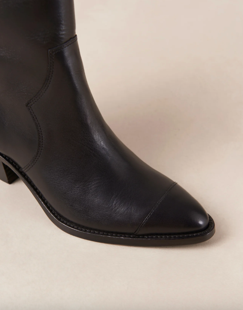Alohas Austin Cowboy Ankle Boots - Black