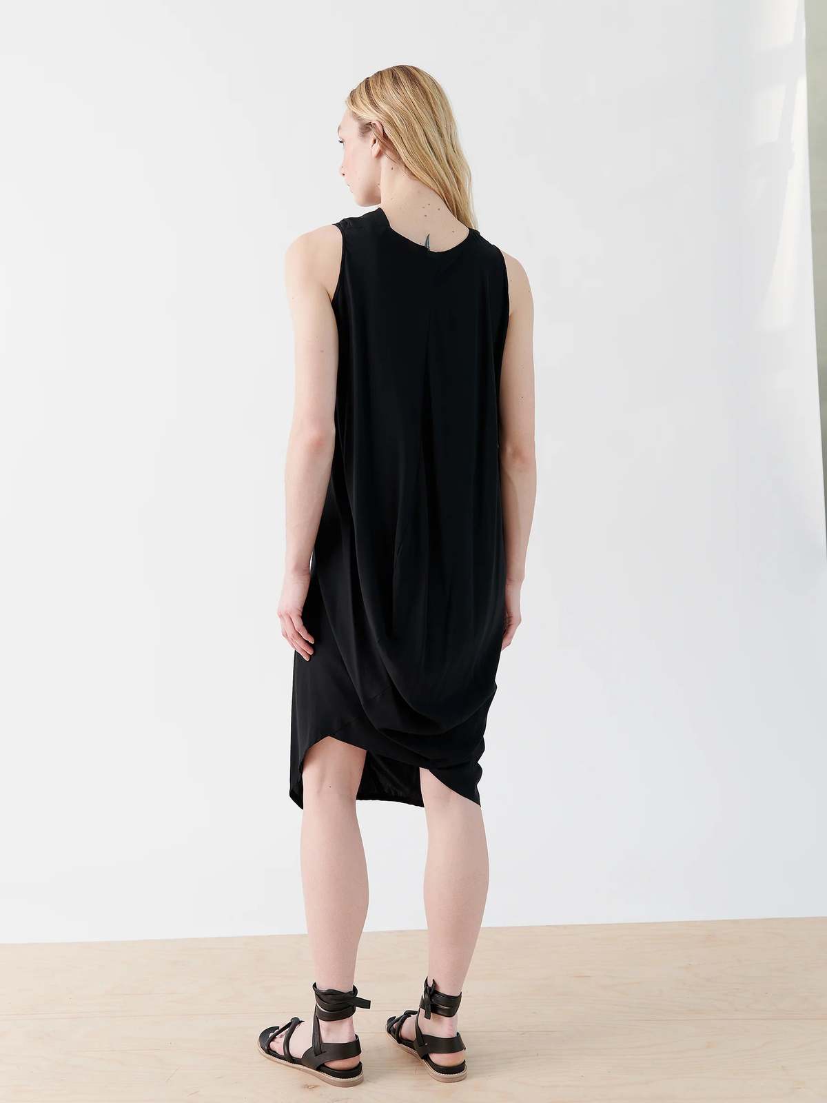 zero + maria cornejo Twist Silk Charmeuse Shoulder Ibit Dress - Black - Image 5 of 5