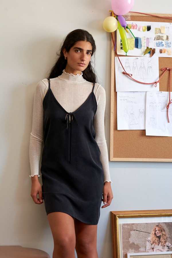 slip dress with long sleeve underneath Black Long Sleeve And Shirt Length Under Dress Slip On Top 5XL [+$ 6.99] / Black