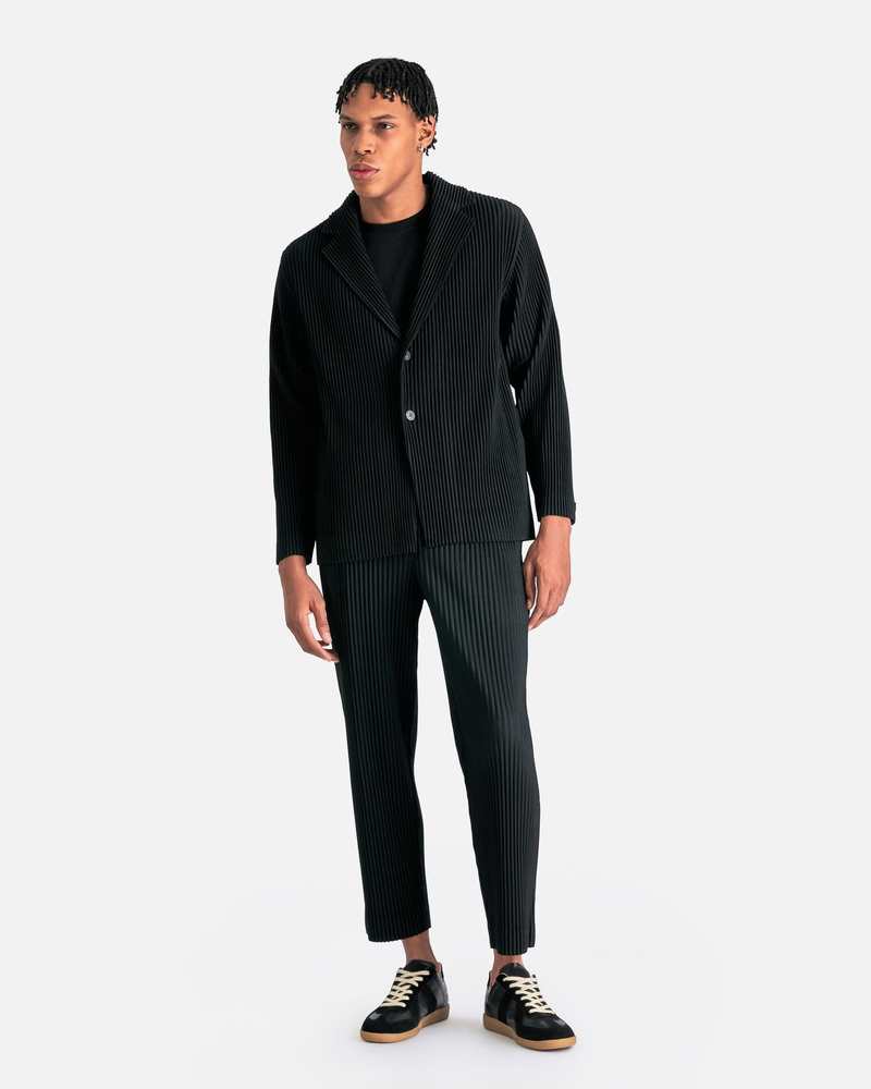 HOMME PLISSÉ ISSEY MIYAKE BASICS BLK 3 BASICS – ISSEY MIYAKE ONLINE STORE