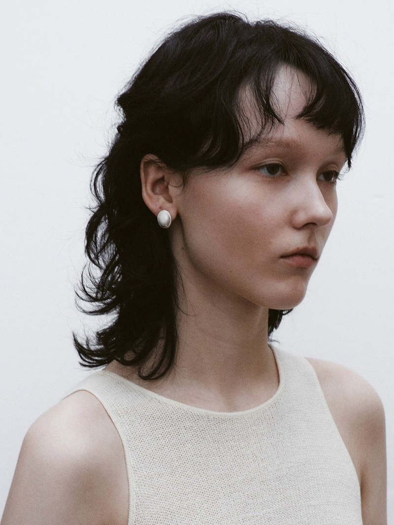 OLIO E ACETO Round Ear Studs - Matte White
