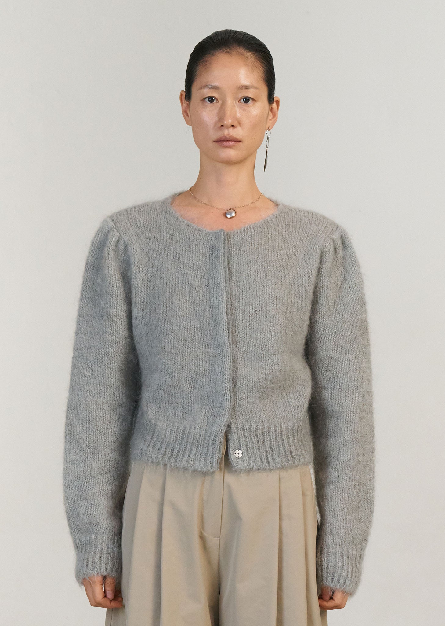 Grandma-Cardigan--Light-Grey-