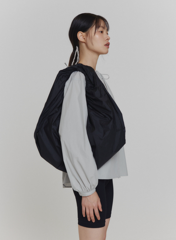 【AMOMENTO】24ss SHIRRING TOTE BAG AMOMENTO Shirring Tote Bag - Red/Black | Garmentory