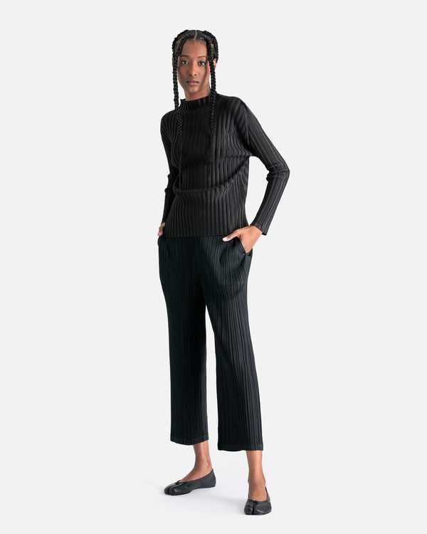 パンツ ISSEY MIYAKE MONTHLY COLORS: FEBRUARY TROUSERS MONTHLY COLORS : FEBRUARY Trousers Navy – ISSEY MIYAKE EU