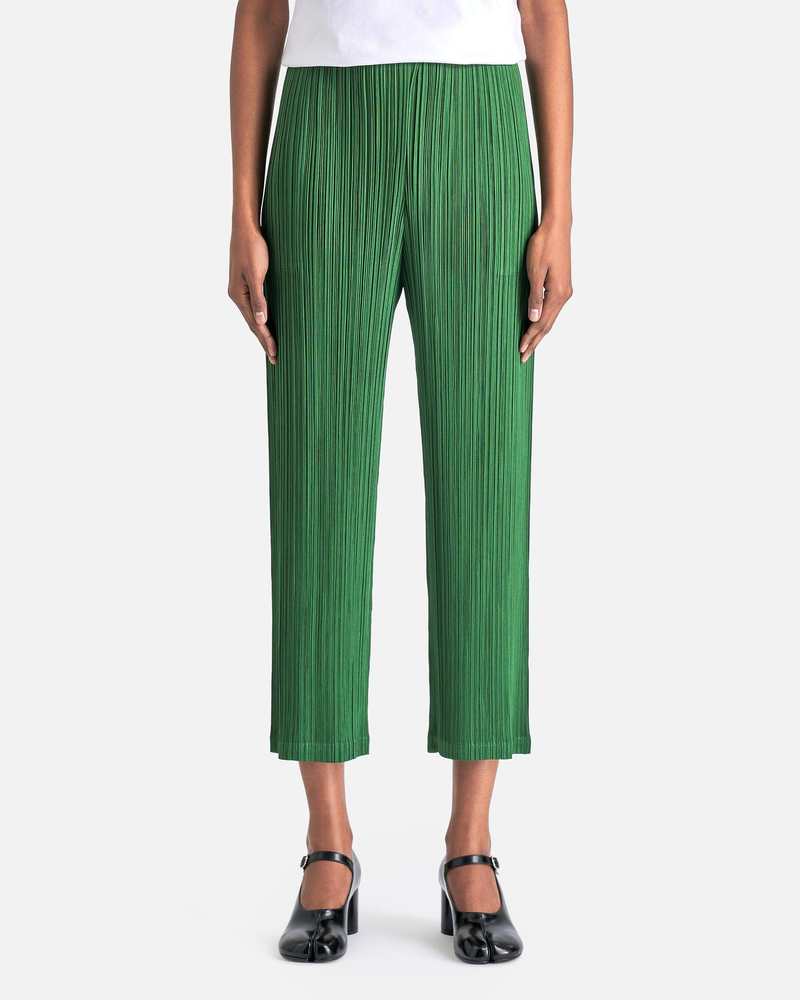 パンツ ISSEY MIYAKE MONTHLY COLORS: FEBRUARY TROUSERS MONTHLY COLORS : FEBRUARY Trousers Navy – ISSEY MIYAKE EU