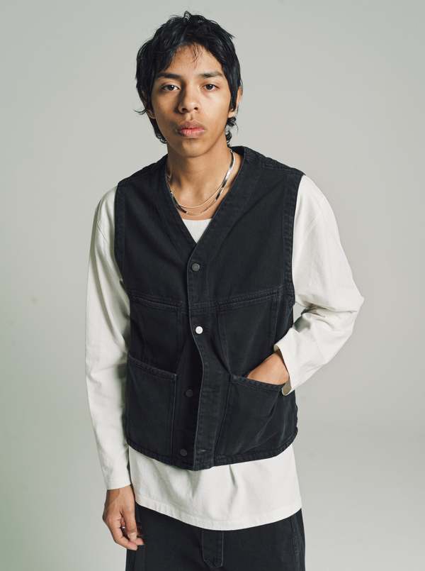 Lemaire Soft Bleached Denim 4 Pocket Gilet - Black | Garmentory