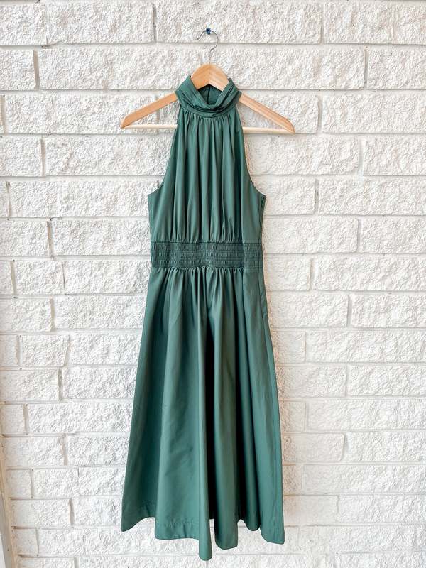 green emerald velvet dress Women Size 6 Veronica Beard Green Solid Dress – VIDA STYLE SHOP
