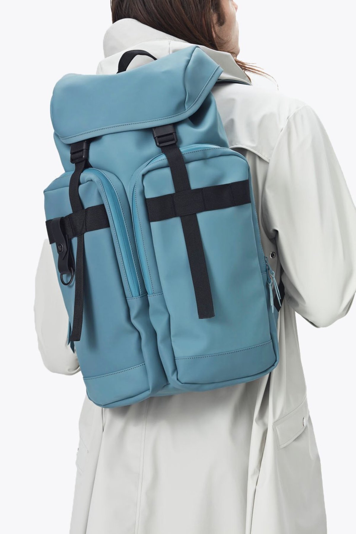rains backpack smoke ready staple for commuting on bike or by foot Rucksack RAINS Backpack Smoke |