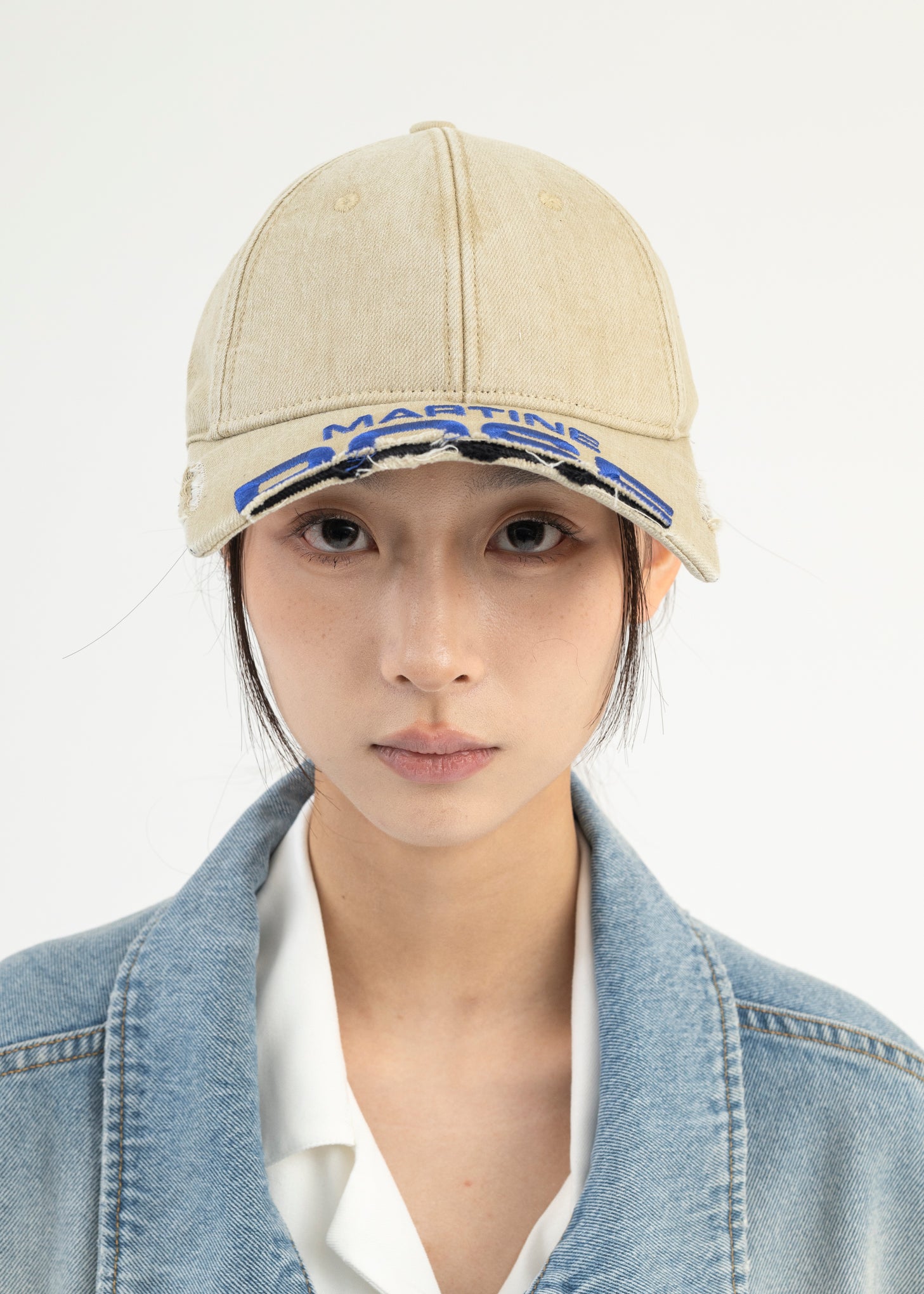 Martine Rose CUT PEAK CAP - CREAM | Garmentory