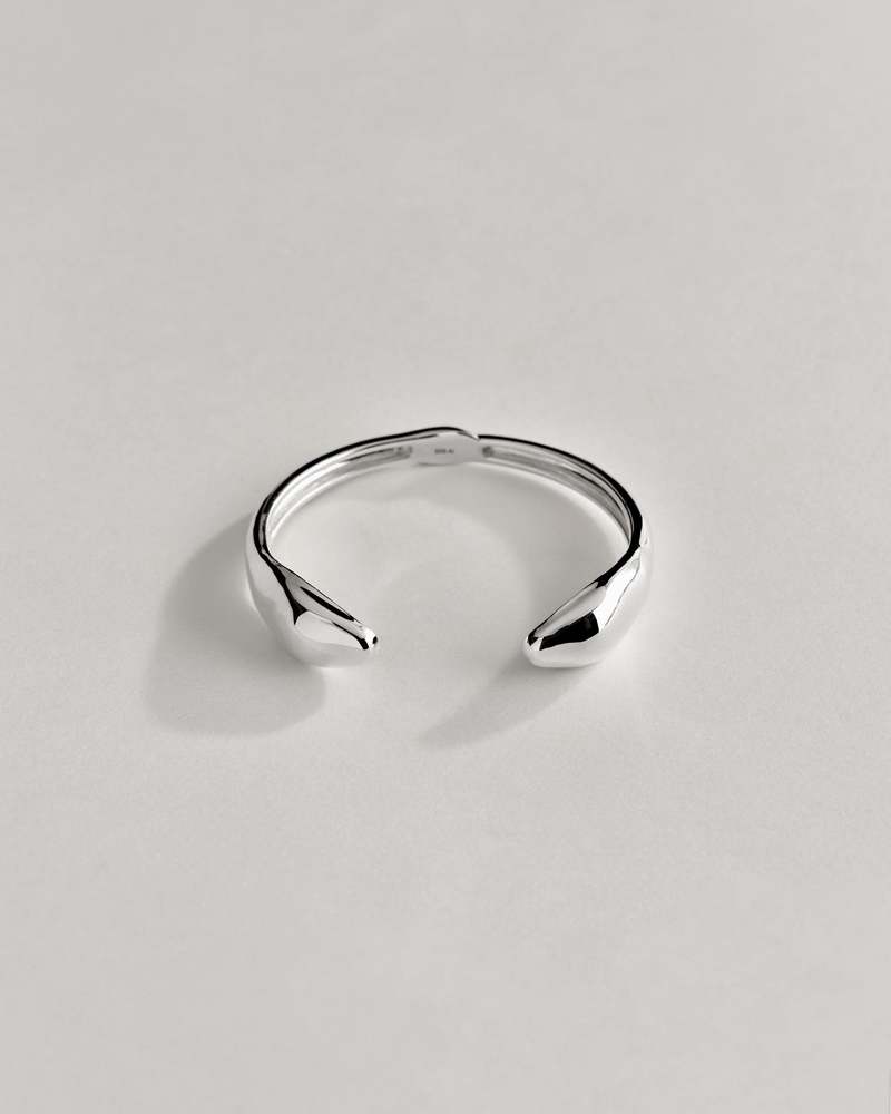 ■ANNIKA INEZ ブレスレット Serpent Cuff Bracelet B202 Annika Inez Serpent Cuff Bracelet - Silver | Garmentory