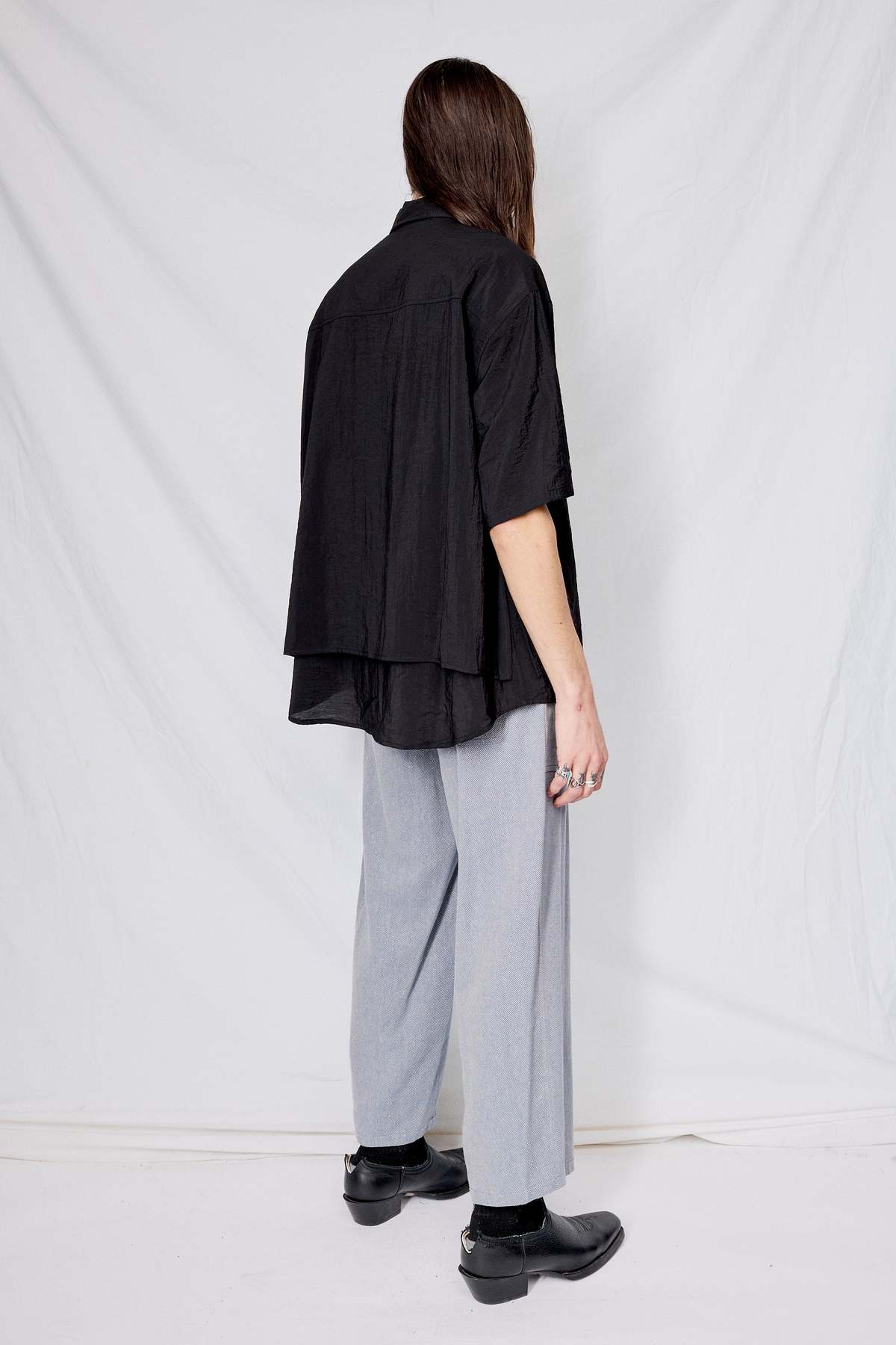 LE17SEPTEMBRE HOMME Double Layered Short Sleeve Shirt - Black - Image 4 of 4