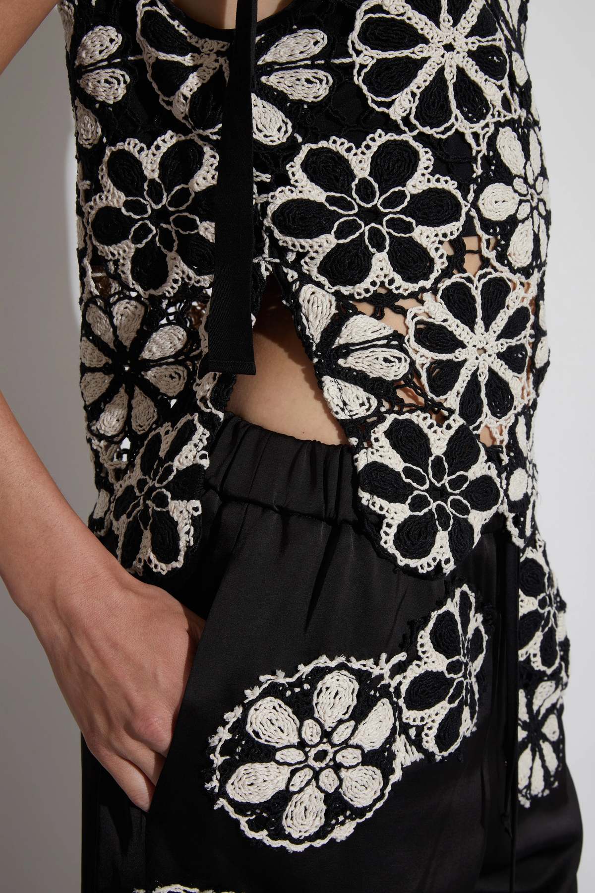 Saint Art Ruby Crochet Tie Top - Black/Cream | Garmentory