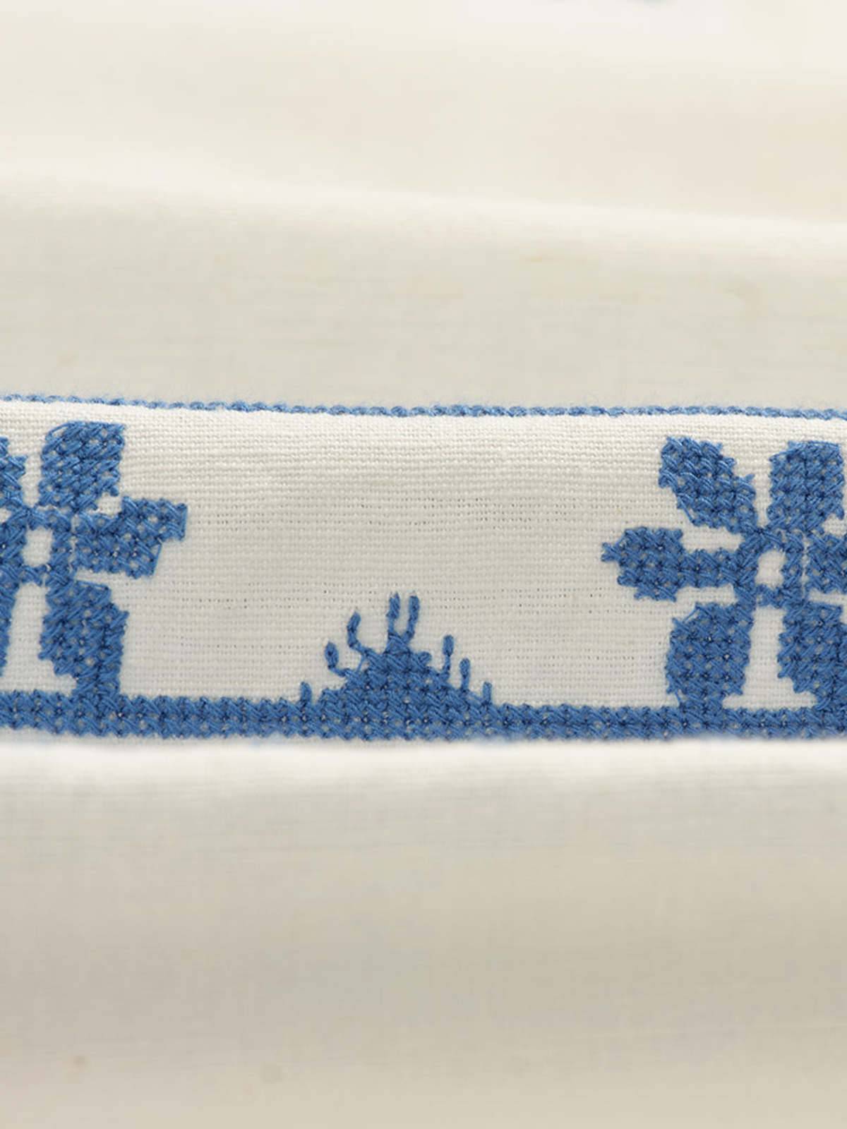 Wax London Didcot Shirt - Daisy Embroidery Ecru/Blue - Image 5 of 5