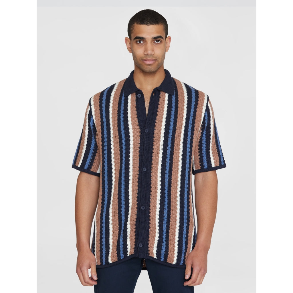 Loose-short-sleeve-striped-